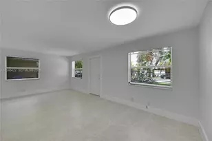 808 SW 12th Ct, Fort Lauderdale, FL 33315 - Photo 6