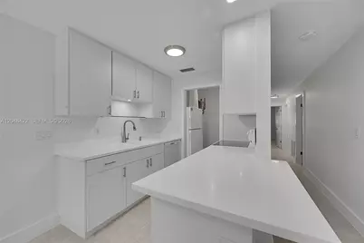 808 SW 12th Ct #808, Fort Lauderdale, FL 33315 - Photo 8