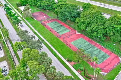 7858 Dixie Beach Cir #7858, Tamarac, FL 33321 - Photo 20