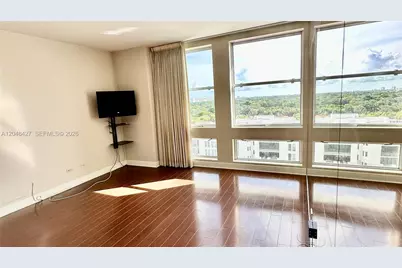 700 Biltmore Way #1009, Coral Gables, FL 33134 - Photo 8
