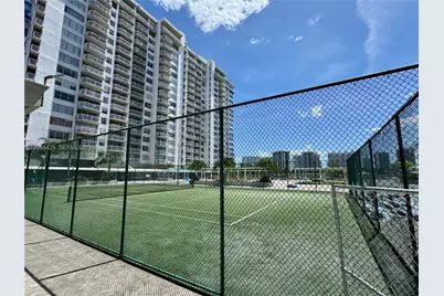 18011 Biscayne Blvd #1802, Aventura, FL 33160 - Photo 22