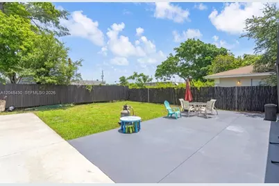 751 NW 70th St, Miami, FL 33150 - Photo 22