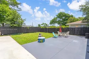 751 NW 70th St, Miami, FL 33150 - Photo 22