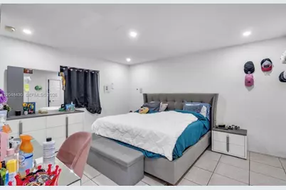 751 NW 70th St, Miami, FL 33150 - Photo 14
