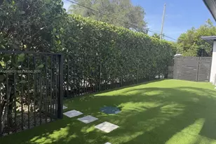 889 NE 97th St, Miami Shores, FL 33138 - Photo 28