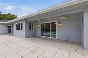 12200 NW 21st Ct, Plantation, FL 33323 - Photo 30