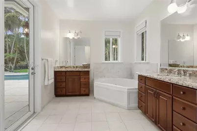 12200 NW 21st Ct, Plantation, FL 33323 - Photo 20
