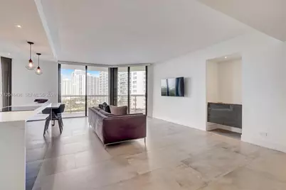 20191 E Country Club Dr #802, Aventura, FL 33180 - Photo 1