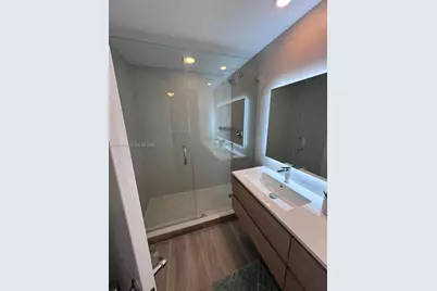 350 S Miami Ave #1902, Miami, FL 33130 - Photo 14