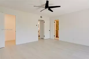 933 NE 24th Ave, Hallandale Beach, FL 33009 - Photo 38
