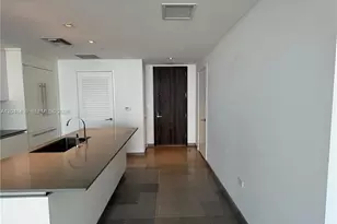 68 SE 6th St, Miami, FL 33131 - Photo 2