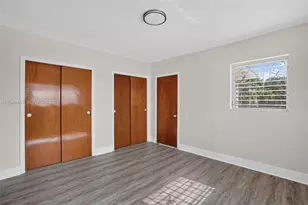 2323 NW 1st St, Miami, FL 33125 - Photo 28