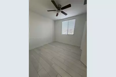 879 E 24th St #203, Hialeah, FL 33013 - Photo 6