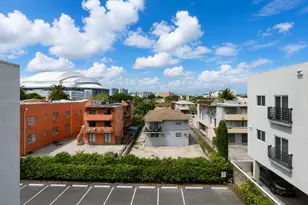 1337 NW 1st St, Miami, FL 33125 - Photo 12