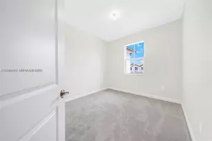 12918 NW 23rd Pl, Miami, FL 33167 - Photo 26