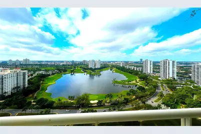 20191 E Country Club Dr #2601, Aventura, FL 33180 - Photo 2