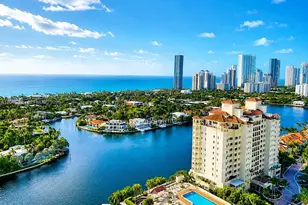 20191 E Country Club Dr, Aventura, FL 33180 - Photo 2