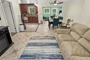 301 SW 65th Ave, Pembroke Pines, FL 33023 - Photo 4