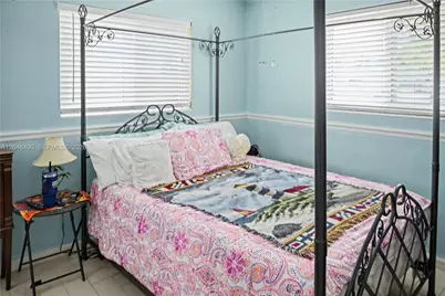 301 SW 65th Ave, Pembroke Pines, FL 33023 - Photo 24