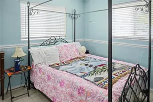 301 SW 65th Ave, Pembroke Pines, FL 33023 - Photo 24
