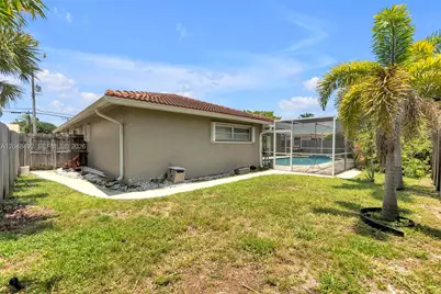 2480 NE 46th St, Lighthouse Point, FL 33064 - Photo 34