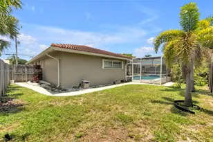 2480 NE 46th St, Lighthouse Point, FL 33064 - Photo 34