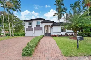 8164 SW 171st St, Palmetto Bay, FL 33157 - Photo 1