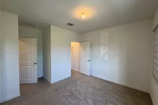 438 NE 12th St, Florida City, FL 33034 - Photo 14