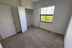 438 NE 12th St, Florida City, FL 33034 - Photo 16