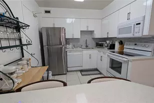5161 Collins Ave, Miami Beach, FL 33140 - Photo 8