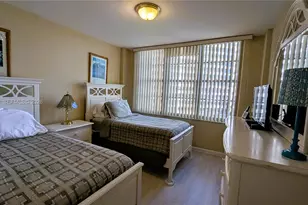 5161 Collins Ave, Miami Beach, FL 33140 - Photo 12