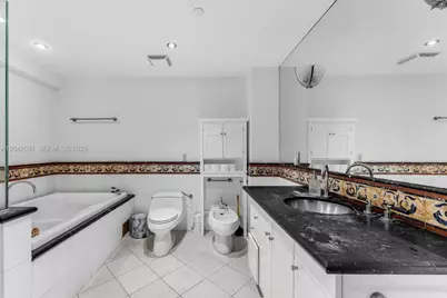 520 West Ave #604, Miami Beach, FL 33139 - Photo 14