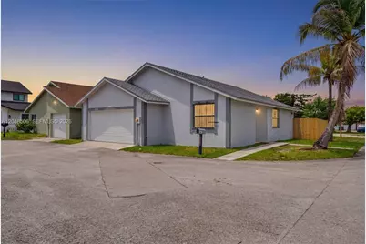 29617 SW 158th Ct, Homestead, FL 33033 - Photo 1