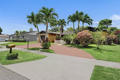 10688 Sleepy Brook Way, Boca Raton, FL 33428 - Photo 26
