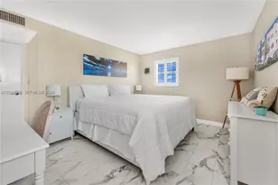 1418 Collins Ave, Miami Beach, FL 33139 - Photo 12