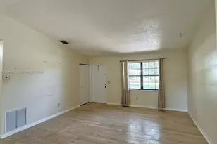 4005 E Sunflower Cir, Labelle, FL 33935 - Photo 4