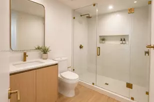 90 NE 32nd St, Miami, FL 33137 - Photo 16