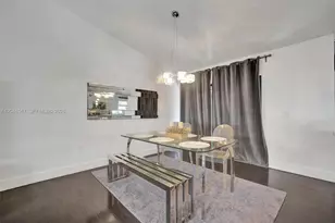 20475 NE 10th Pl, Miami, FL 33179 - Photo 10
