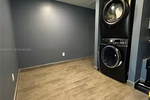 [Address not provided], Fort Myers, FL 33901 - Photo 12