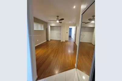 8461 NW 27th Pl, Sunrise, FL 33322 - Photo 8