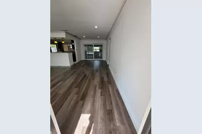 8461 NW 27th Pl, Sunrise, FL 33322 - Photo 4