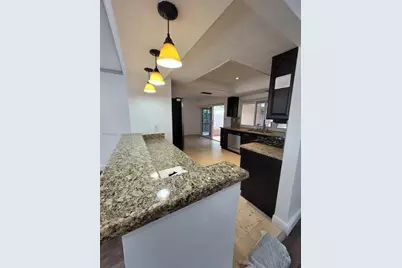 8461 NW 27th Pl, Sunrise, FL 33322 - Photo 6