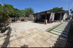 8461 NW 27th Pl, Sunrise, FL 33322 - Photo 20