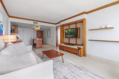 6801 Collins Ave #516, Miami Beach, FL 33141 - Photo 4