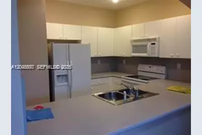 5779 NW 116 Av #101, Doral, FL 33178 - Photo 10