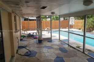 510 SW 70th Ave, Pembroke Pines, FL 33023 - Photo 60