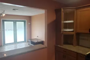 510 SW 70th Ave, Pembroke Pines, FL 33023 - Photo 34