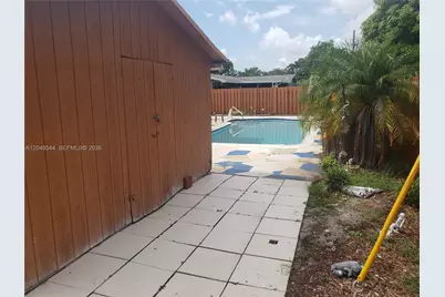 510 SW 70th Ave, Pembroke Pines, FL 33023 - Photo 64