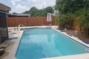 510 SW 70th Ave, Pembroke Pines, FL 33023 - Photo 58