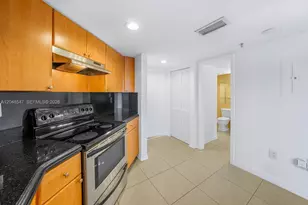 2400 SW 3rd Ave, Miami, FL 33129 - Photo 18